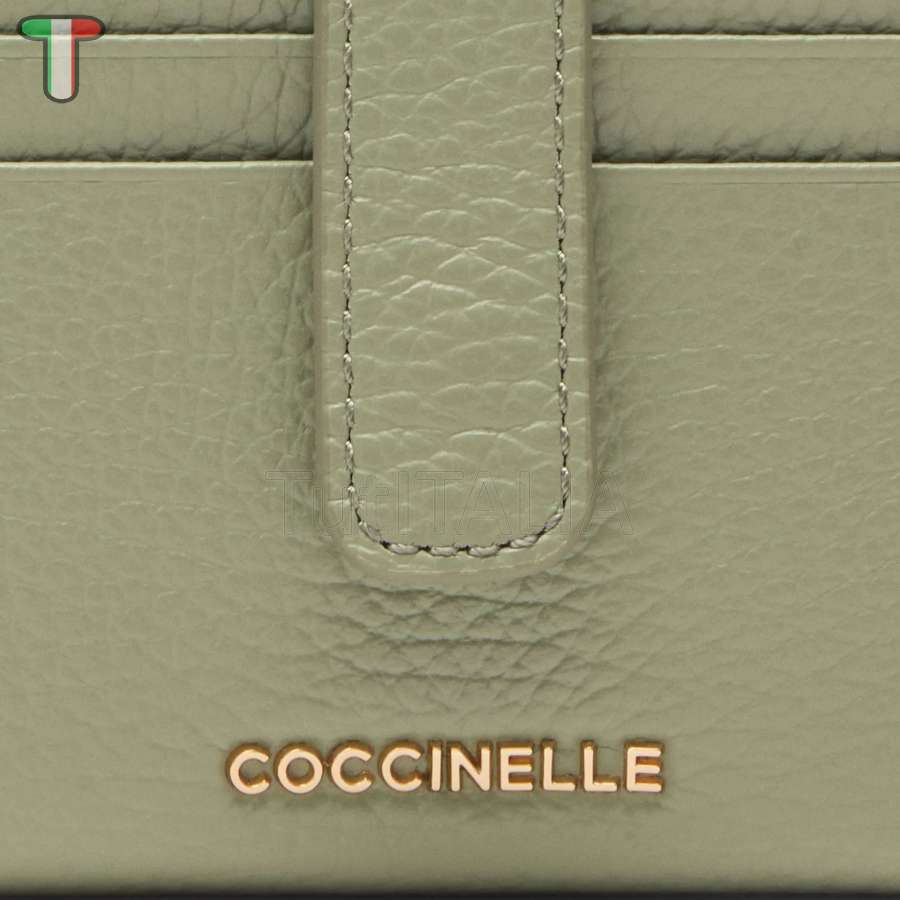 Coccinelle Metallic Medium Greenery E2MW511F701G77