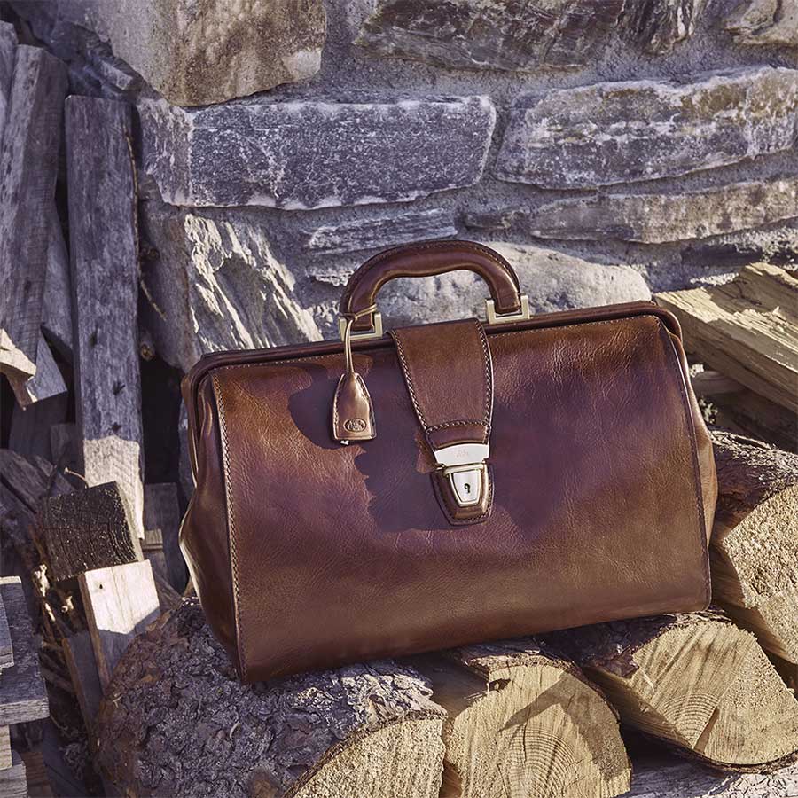 THE BRIDGE 2020 collection